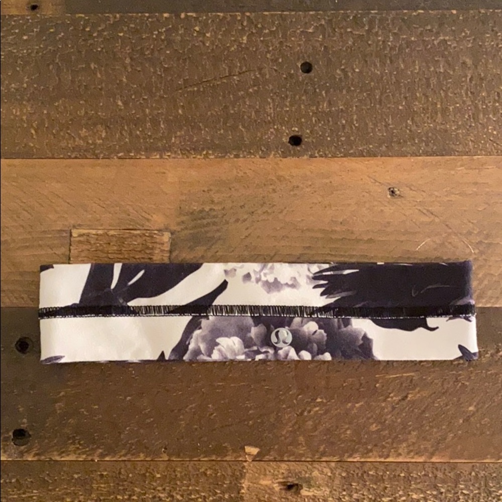 Lululemon headband